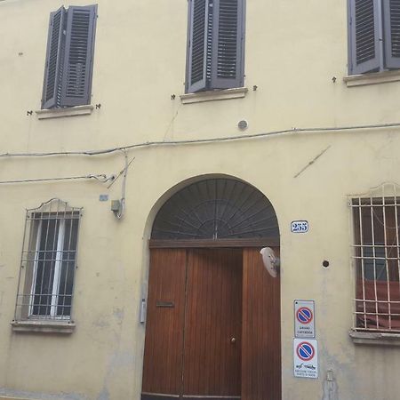 Carlo Mayr Apartment Ferrara Zewnętrze zdjęcie